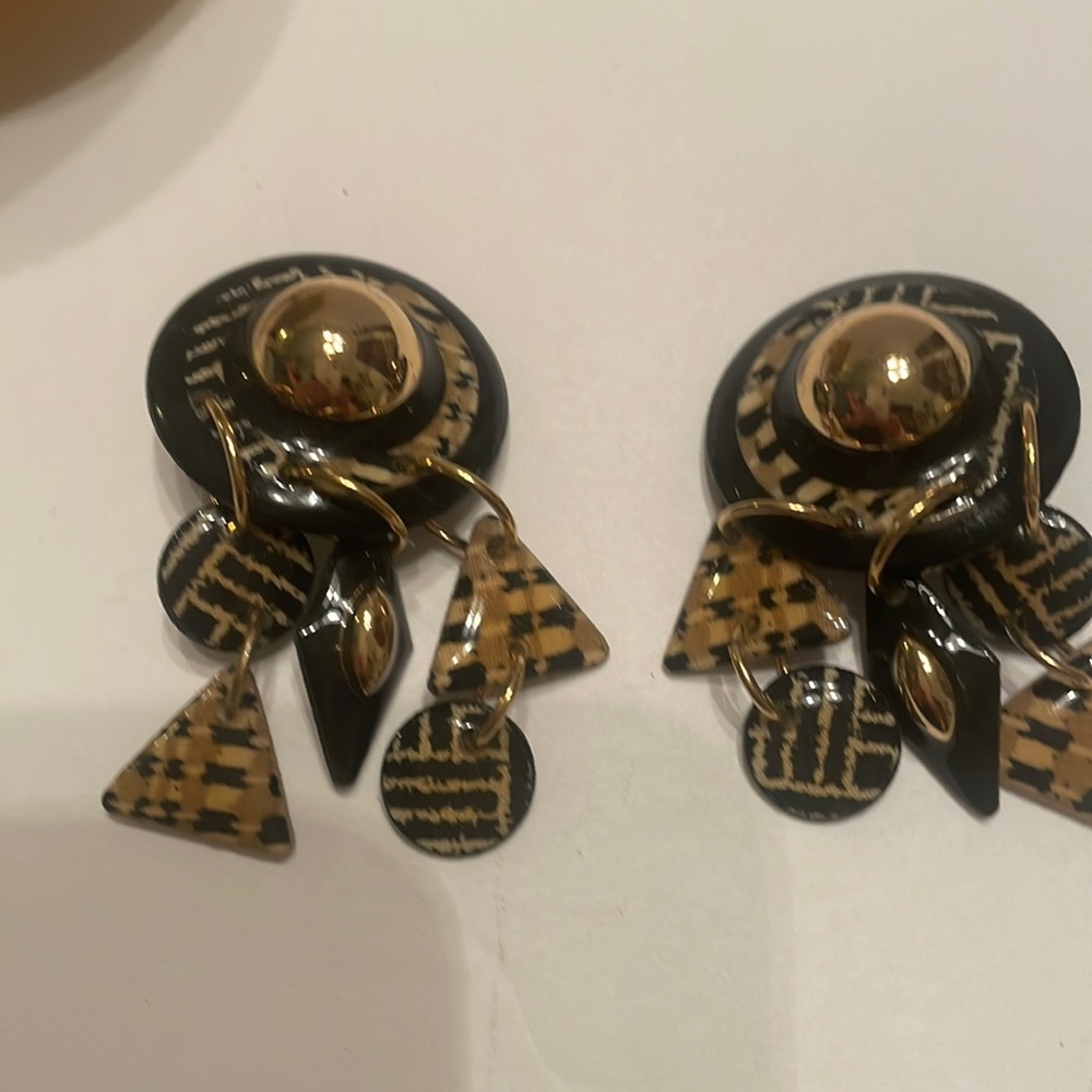 Moon shaped gold tone and Lacquer